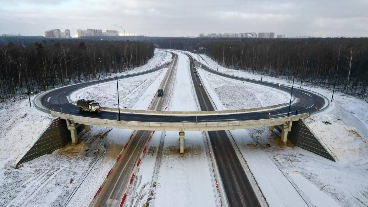 В Подмосковье открыли первый участок Южно-Лыткаринской автодороги - РИА Новости, 1920, 15.02.2025