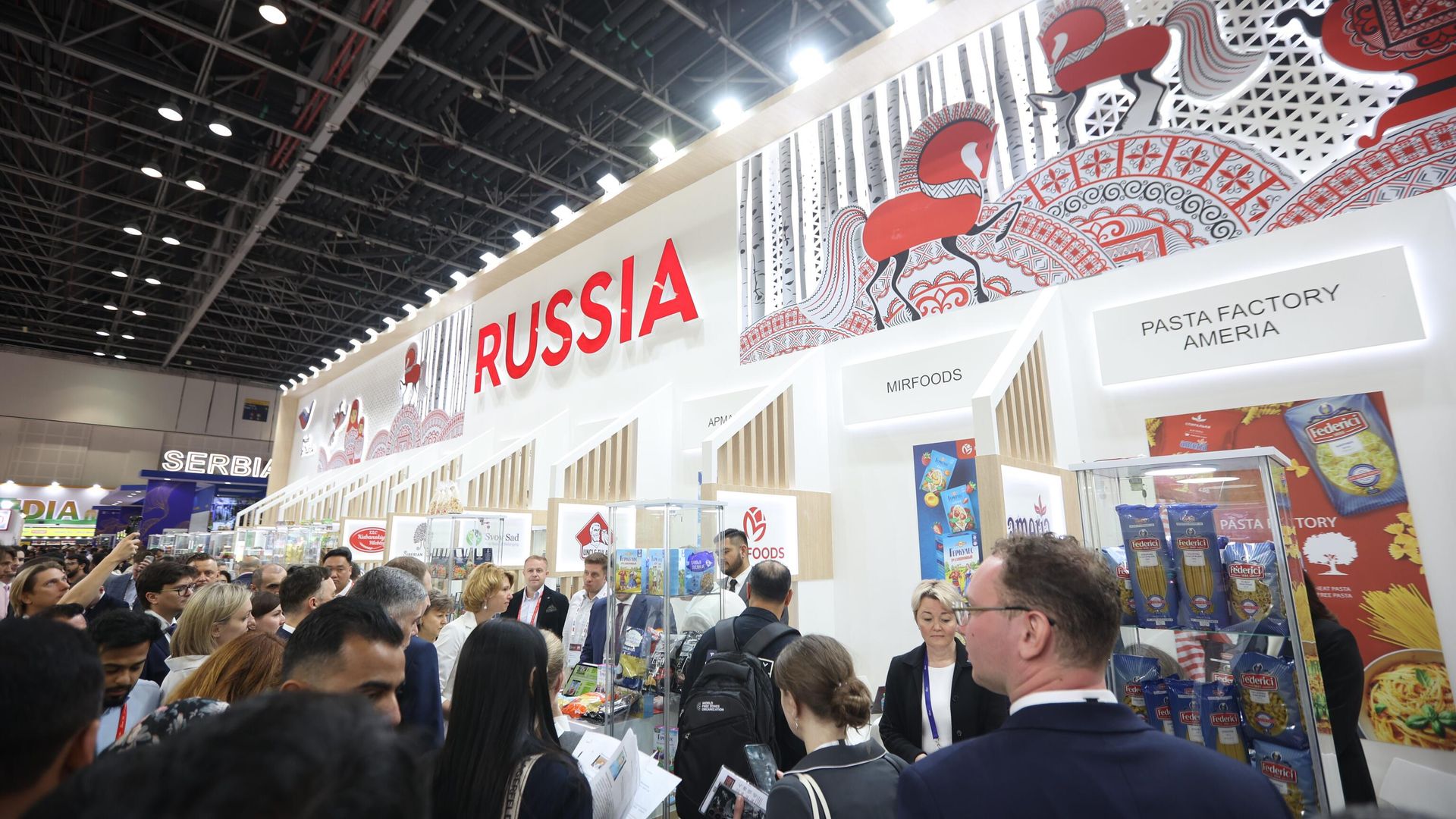 РЭЦ представил рекордные 115 компаний под брендом Сделано в России на Gulfood в Дубае РЭЦ представил рекордные 115 компаний под брендом Сделано в России на Gulfood в Дубае - РИА Новости, 1920, 17.02.2025