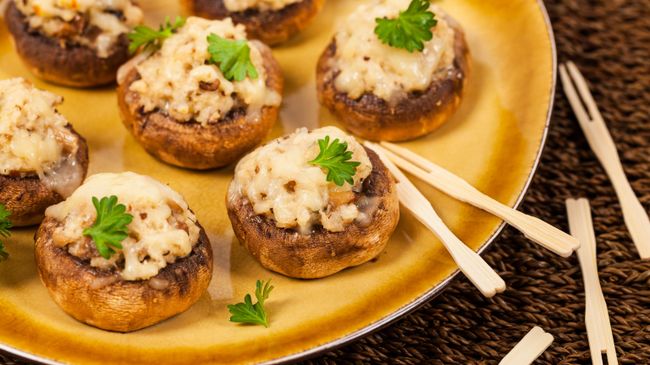 Фаршированные шампиньоны Фаршированные шампиньоны