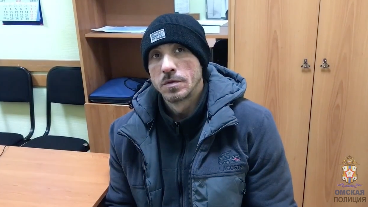 Допрос подозреваемого в нанесении побоев работнику ПВЗ в в Омске Допрос подозреваемого в нанесении побоев работнику ПВЗ в в Омске - РИА Новости, 1920, 18.02.2025