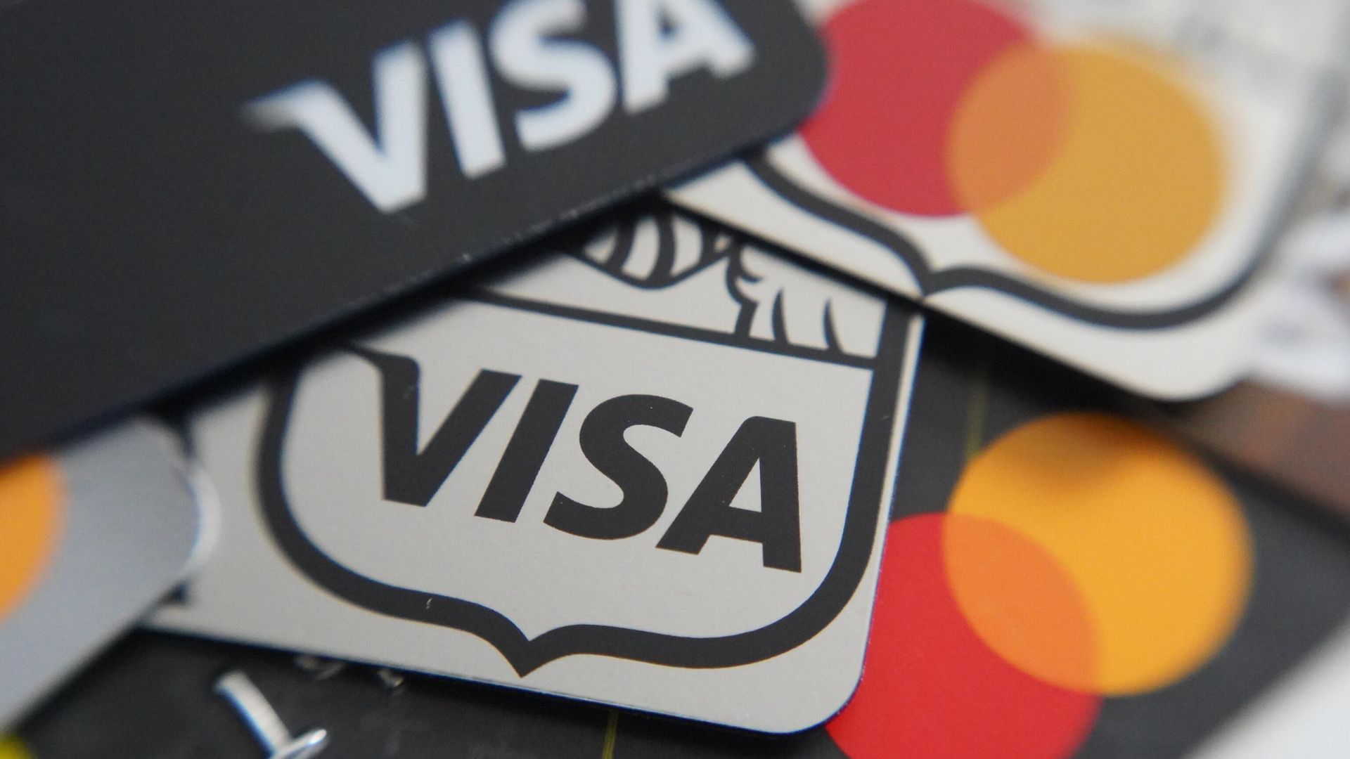 Банковские карты Visa и Mastercard - РИА Новости, 1920, 25.02.2025