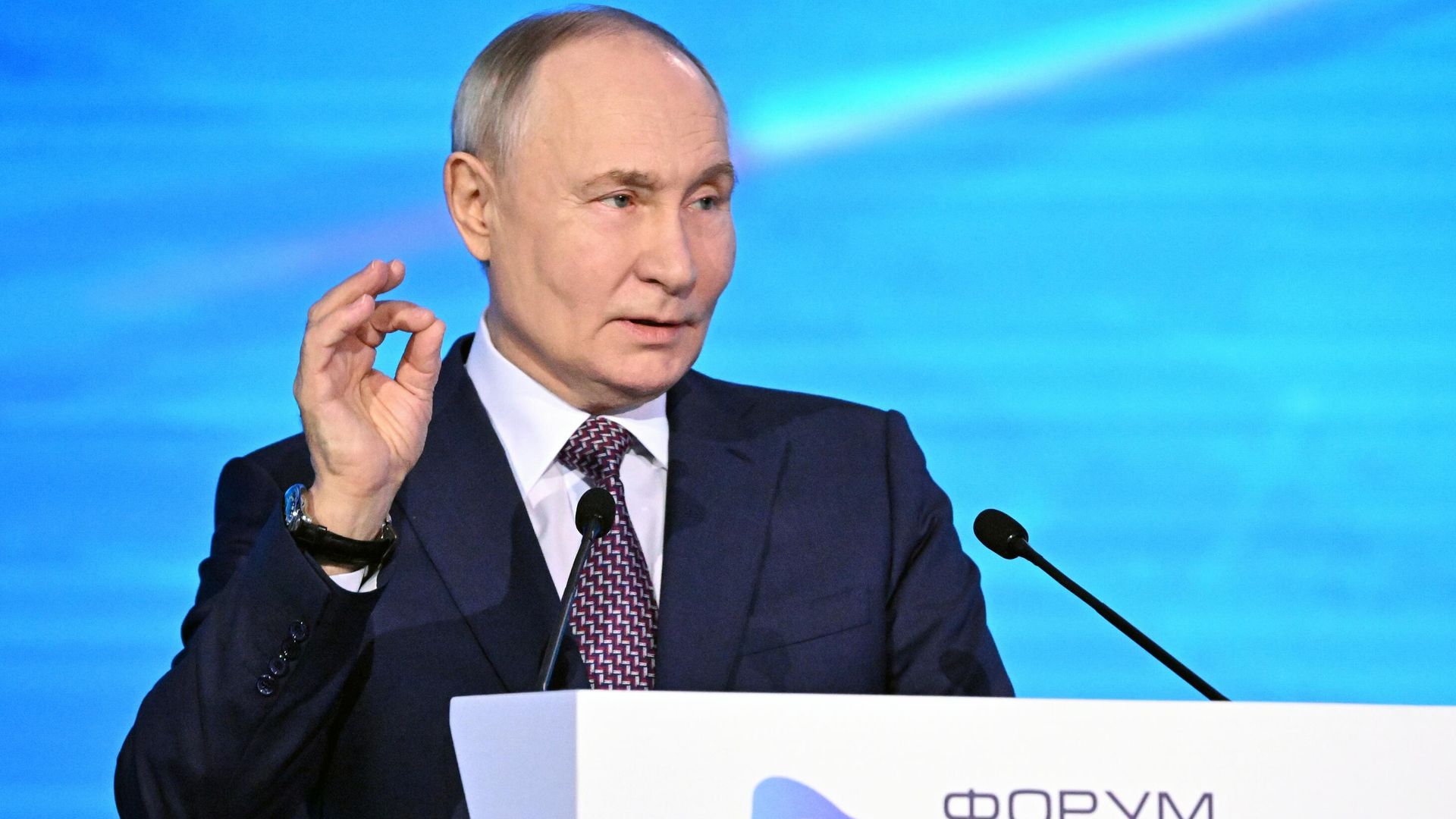 Президент Владимир Путин на пленарном заседании Форума будущих технологий Президент Владимир Путин на пленарном заседании Форума будущих технологий - РИА Новости, 1920, 21.02.2025