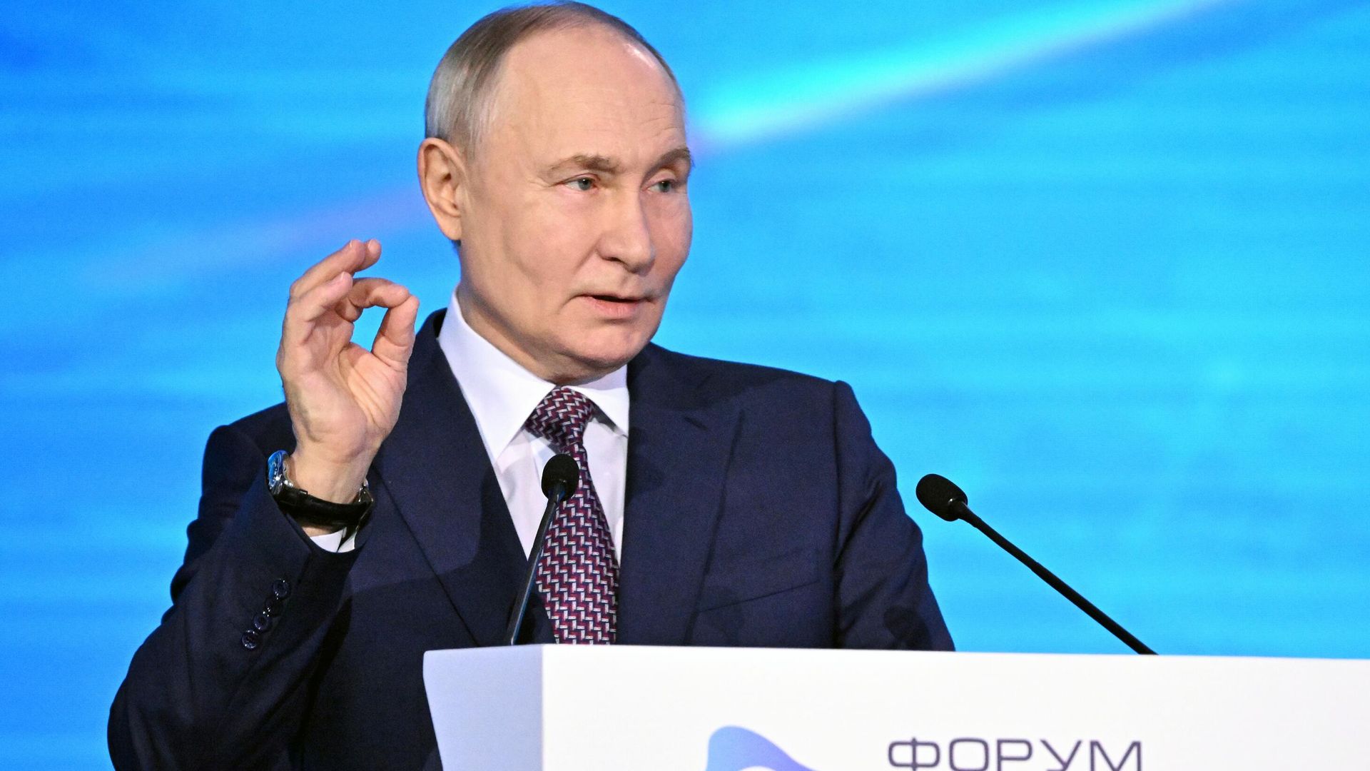 Президент Владимир Путин на пленарном заседании Форума будущих технологий Президент Владимир Путин на пленарном заседании Форума будущих технологий - РИА Новости, 1920, 21.02.2025