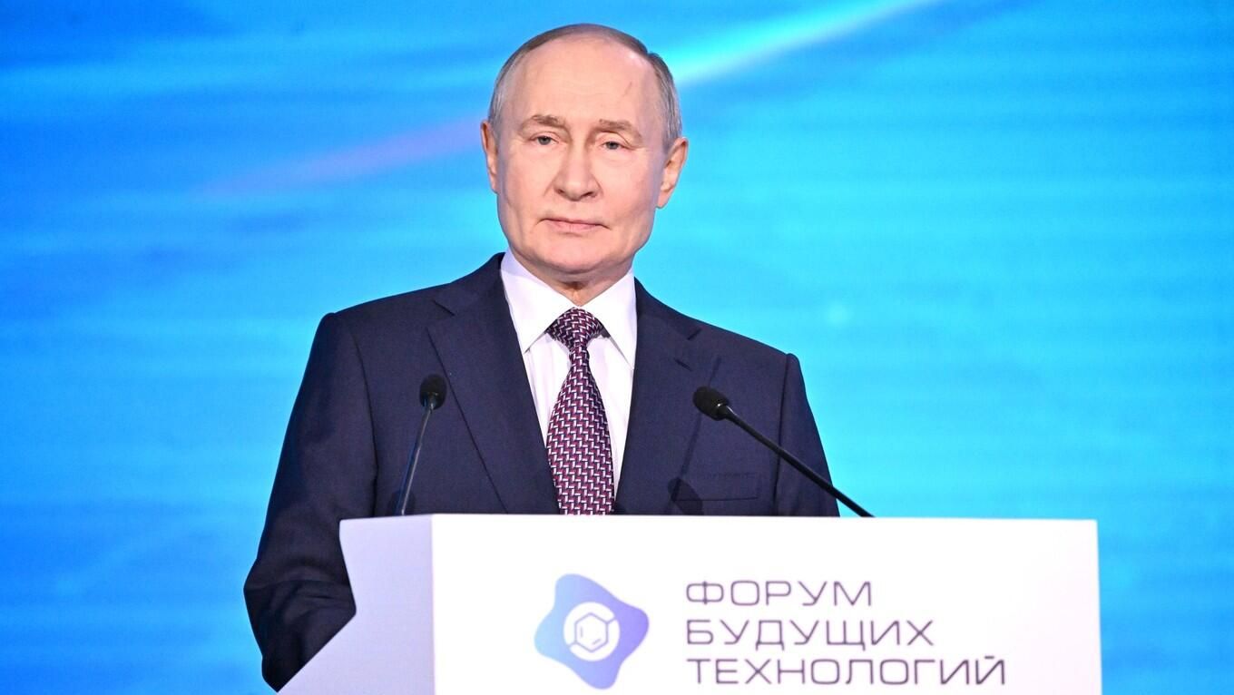 Президент РФ Владимир Путин выступает на пленарном заседании Форума будущих технологий в Москве Президент РФ Владимир Путин выступает на пленарном заседании Форума будущих технологий в Москве - РИА Новости, 1920, 21.02.2025