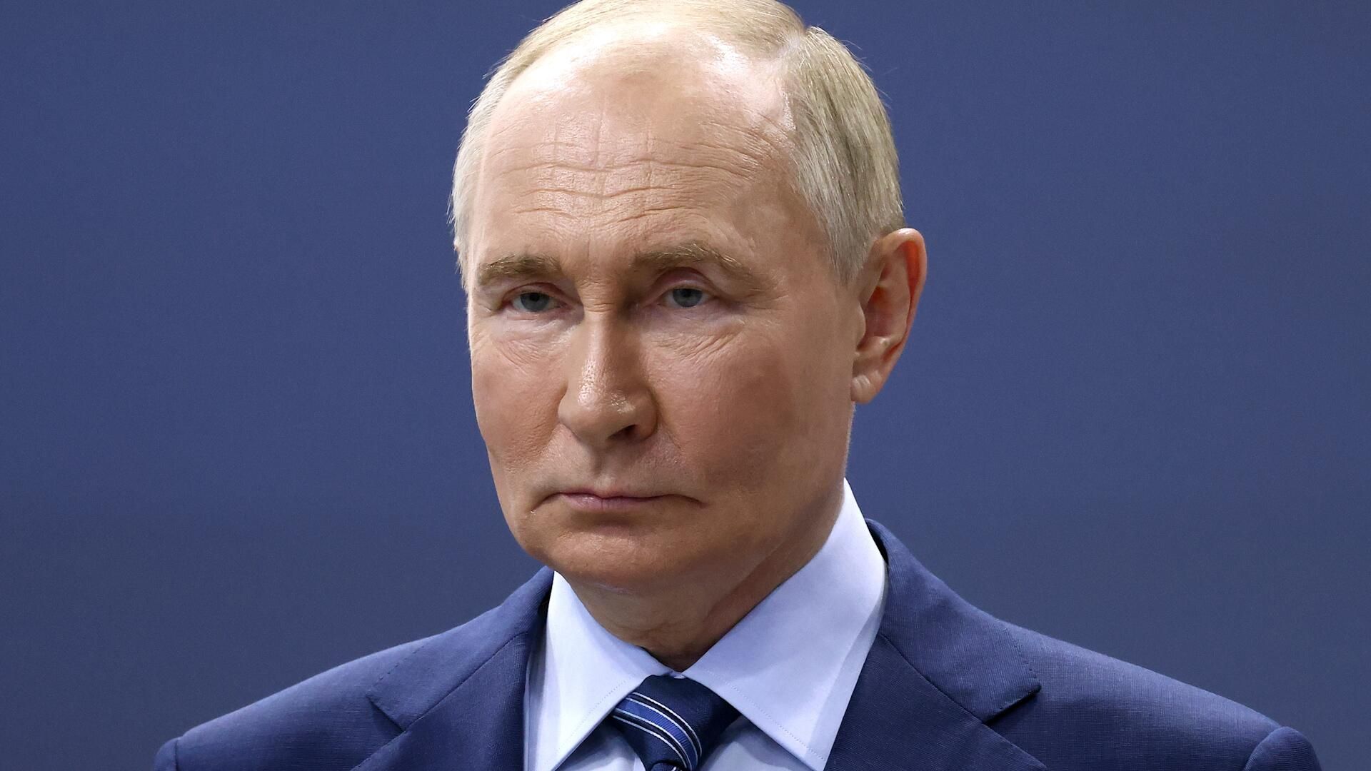 Путин на выставке достижений в области химии и новых материалов Путин на выставке достижений в области химии и новых материалов - РИА Новости, 1920, 21.02.2025