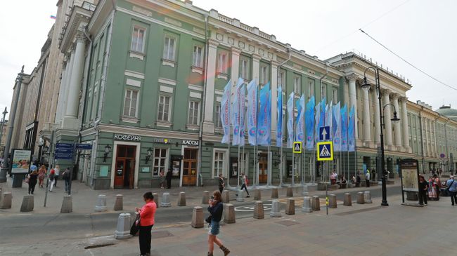 Здание Дома Союзов на улице Большая Дмитровка в Москве