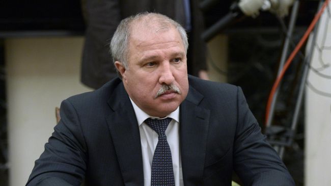 Эдуард Худайнатов