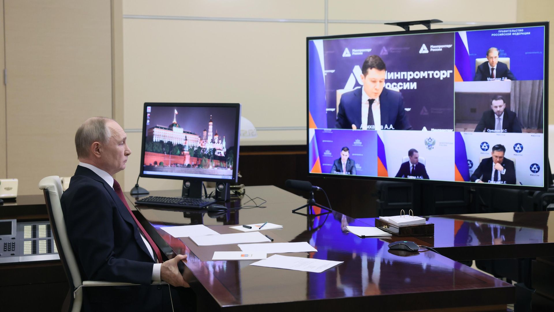 Президент РФ Владимир Путин проводит совещание по развитию отрасли редкоземельных металлов Президент РФ Владимир Путин проводит совещание по развитию отрасли редкоземельных металлов - РИА Новости, 1920, 04.03.2025