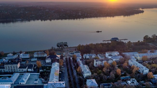 Река Волга в Костроме Река Волга в Костроме