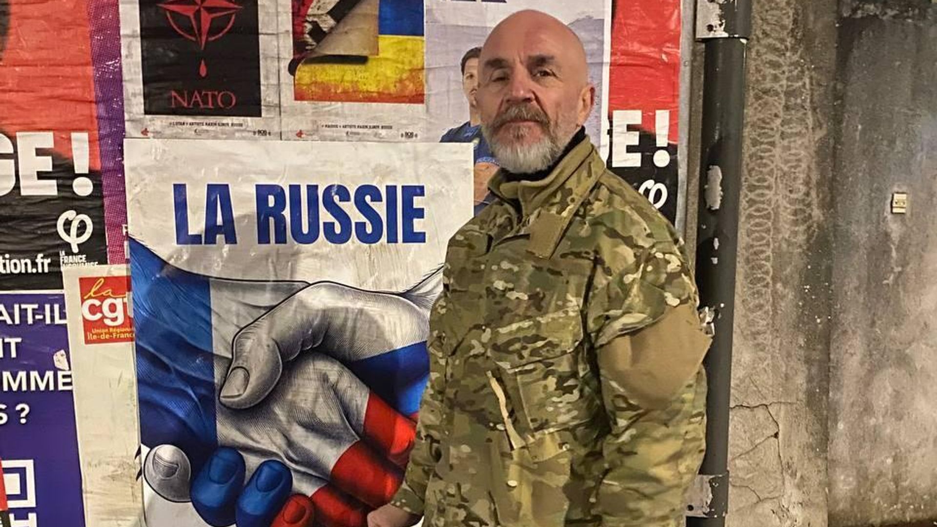 Французская ассоциация SOS Donbass провела акцию в поддержку России после нападения на консульство РФ в Марселе - РИА Новости, 1920, 25.02.2025