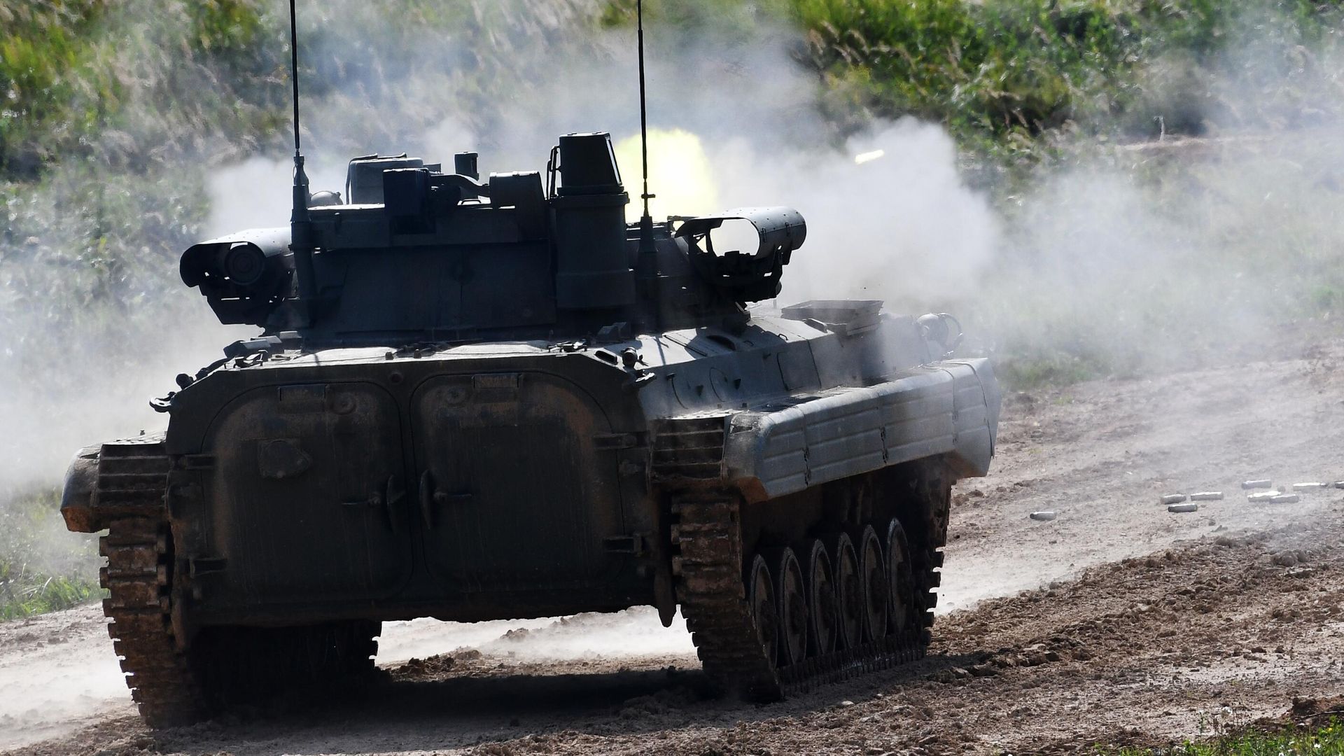 Боевая машина пехоты БМП-2М с боевым модулем Бережок Боевая машина пехоты БМП-2М с боевым модулем Бережок - РИА Новости, 1920, 26.02.2025