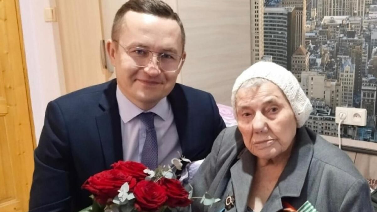 Российские дипломаты вручили проживающим в Абхазии ветеранам медали к 80-летию Победы Российские дипломаты вручили проживающим в Абхазии ветеранам медали к 80-летию Победы - РИА Новости, 1920, 27.02.2025