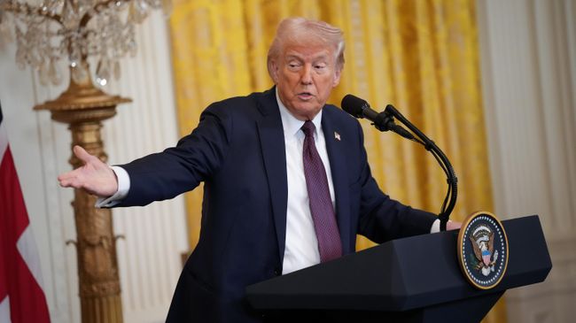 Президент США Дональд Трамп на пресс-конференции с премьером Великобритании Киром Стармером в Белом доме