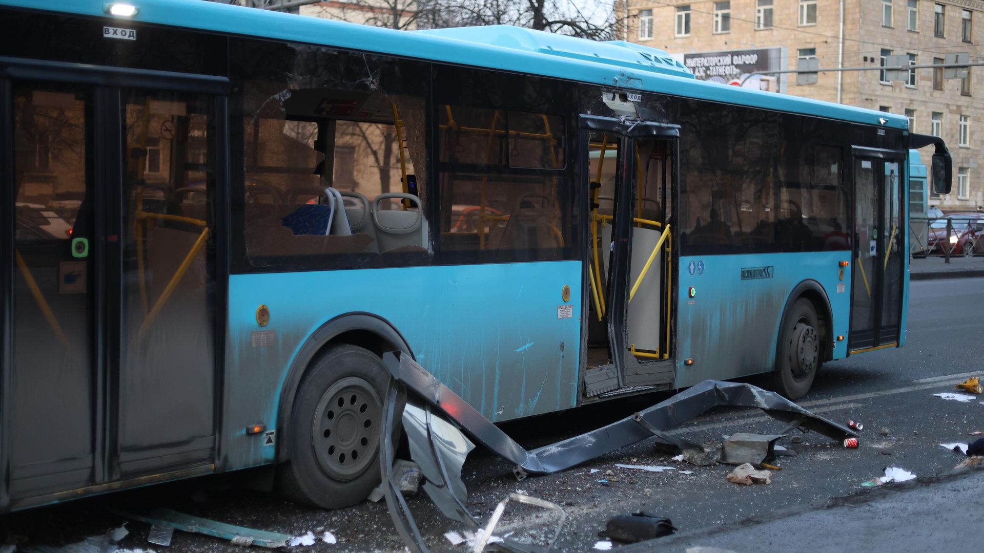 ДТП с участием автобуса в Санкт-Петербурге. 28 февраля 2025 ДТП с участием автобуса в Санкт-Петербурге. 28 февраля 2025 - РИА Новости, 1920, 28.02.2025