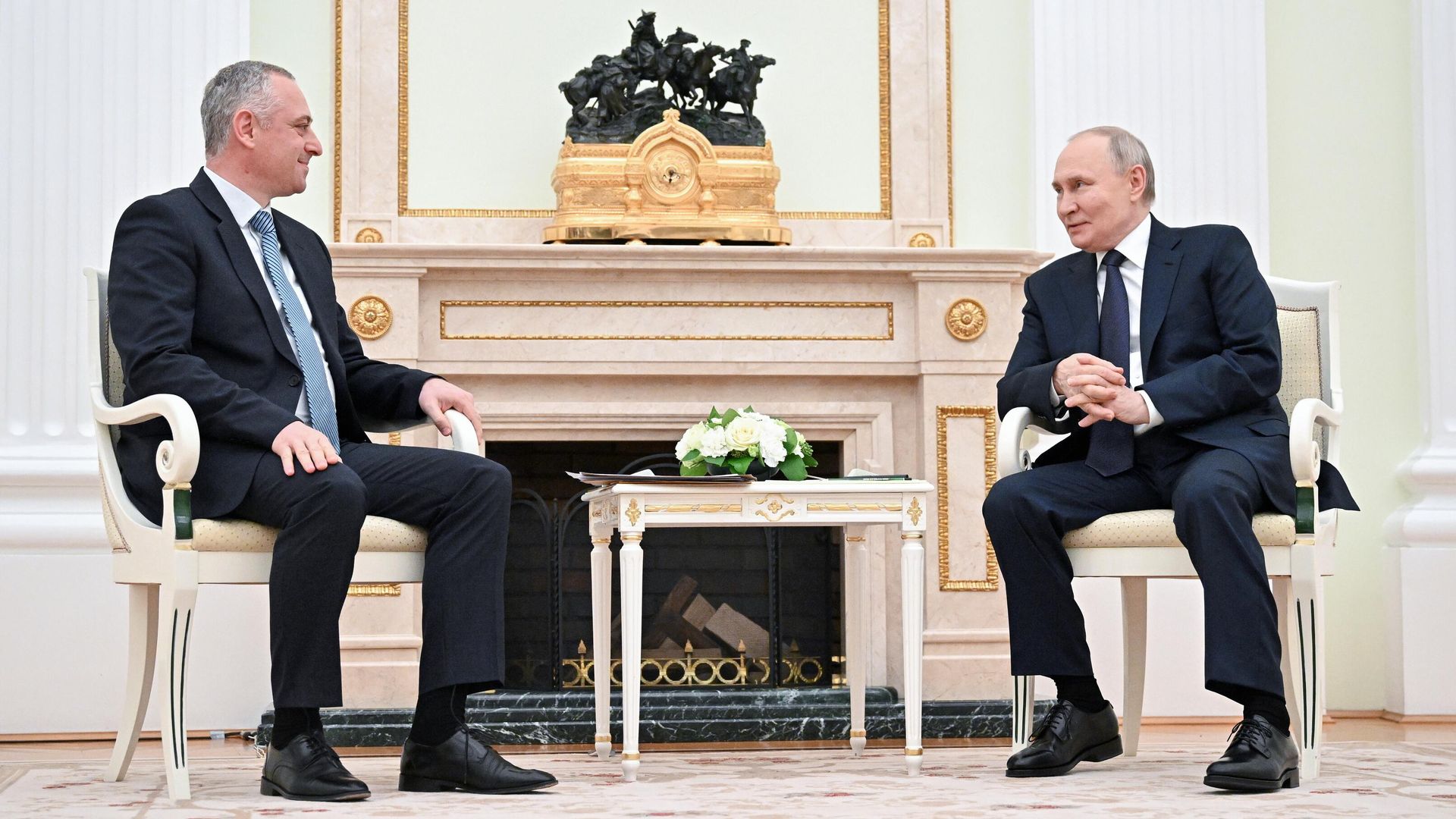 Президент РФ Владимир Путин и избранный президент Абхазии Бадра Гунба во время встречи. 5 марта 2025 Президент РФ Владимир Путин и избранный президент Абхазии Бадра Гунба во время встречи. 5 марта 2025 - РИА Новости, 1920, 05.03.2025
