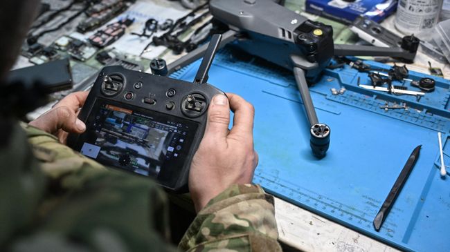 Работа по сборке и ремонту наблюдательных и ударных беспилотников и комплексов радиоэлектронной борьбы Работа по сборке и ремонту наблюдательных и ударных беспилотников и комплексов радиоэлектронной борьбы