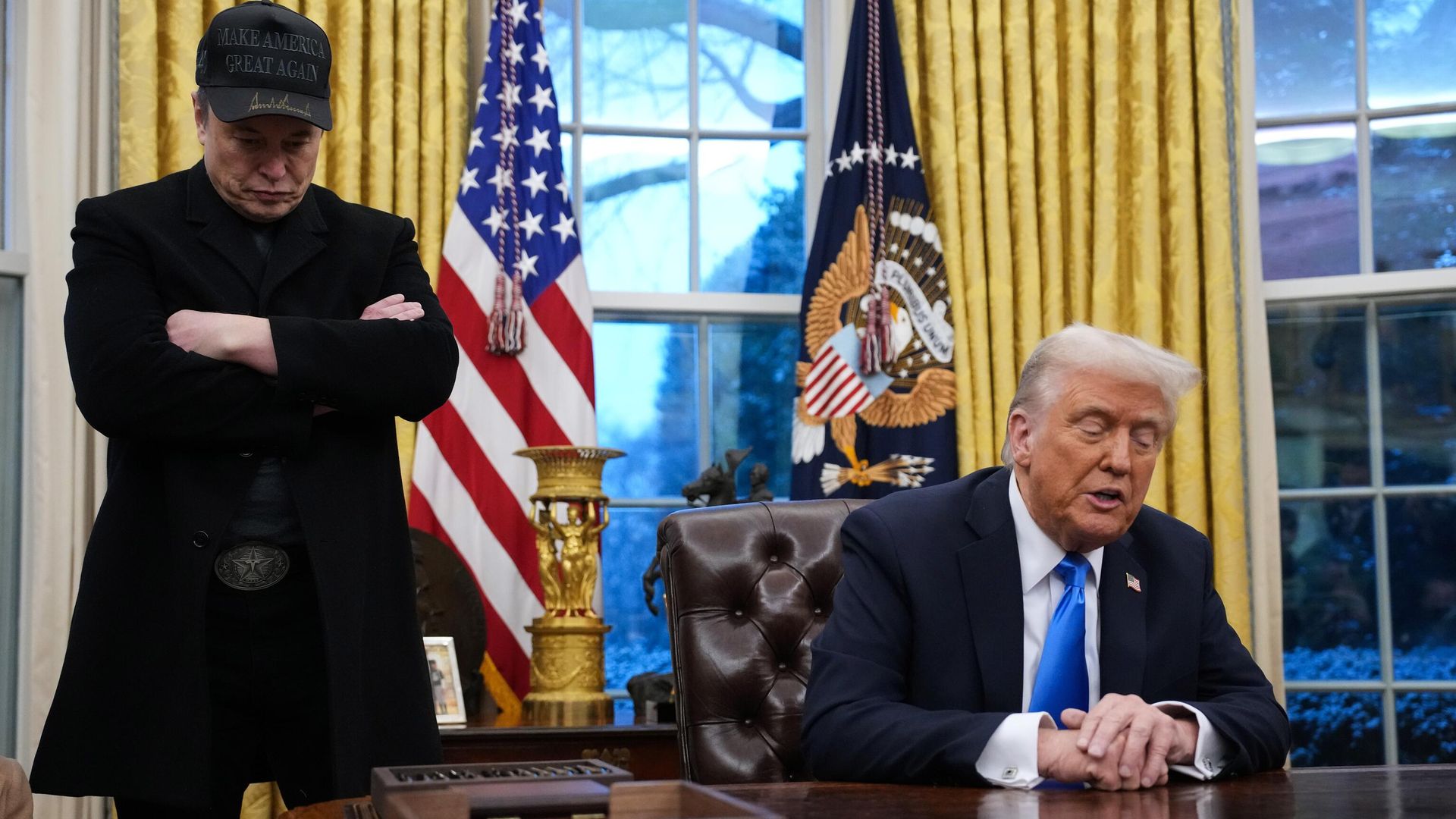 Президент США Дональд Трамп и Илон Маск в Овальном кабинете Белого дома Президент США Дональд Трамп и Илон Маск в Овальном кабинете Белого дома - РИА Новости, 1920, 07.03.2025
