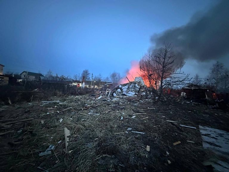 Последствия массовой атаки дронов на Москву и Подмосковье Последствия массовой атаки дронов на Москву и Подмосковье