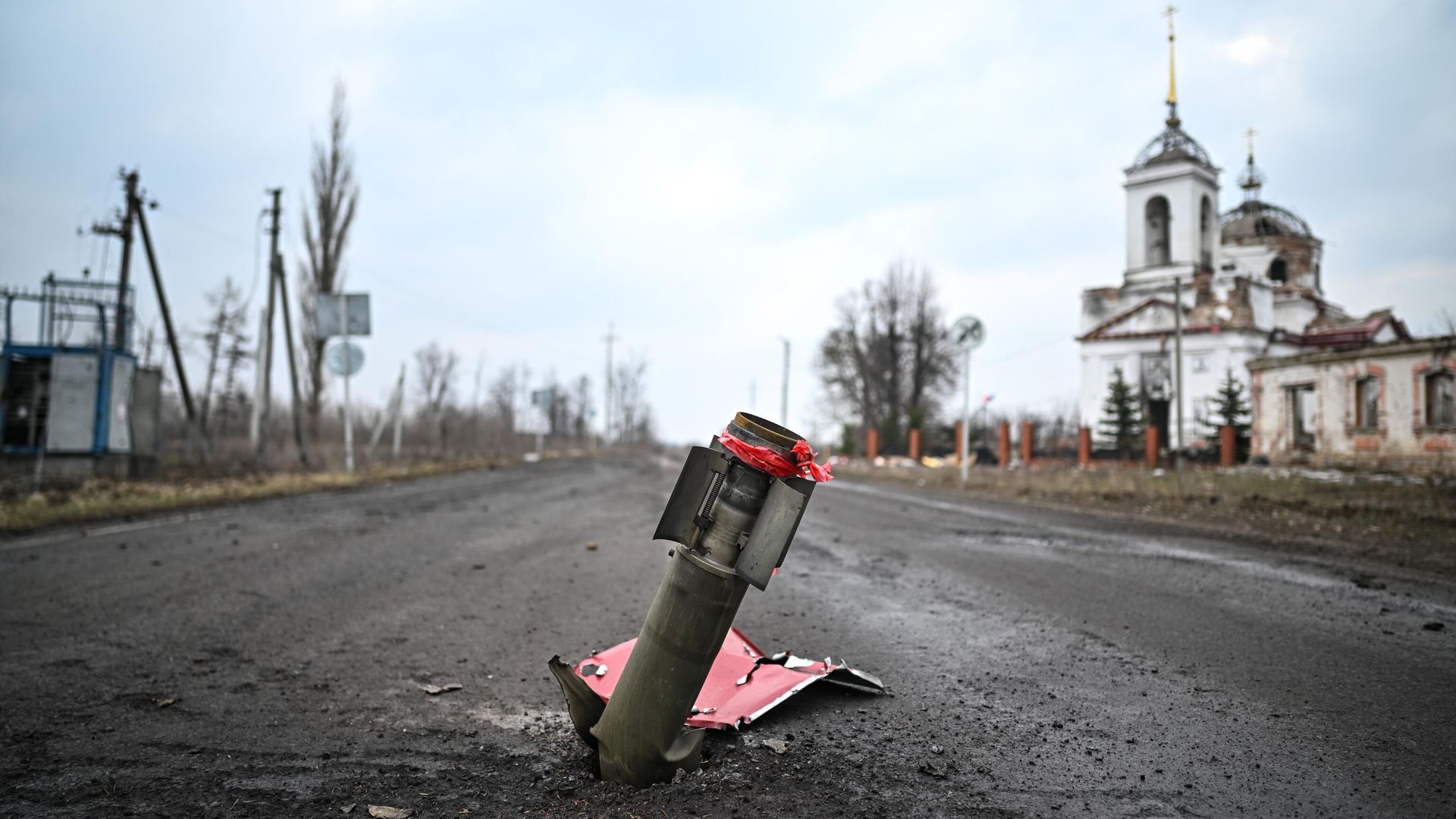 Церковь Воздвижения Честного Креста Господня в селе Черкасское Поречное в Суджанском районе Курской области, освобожденном российскими Вооруженными силами от подразделений ВСУ - РИА Новости, 1920, 14.03.2025