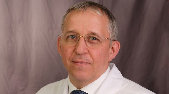 Хирург Владимир Бедин