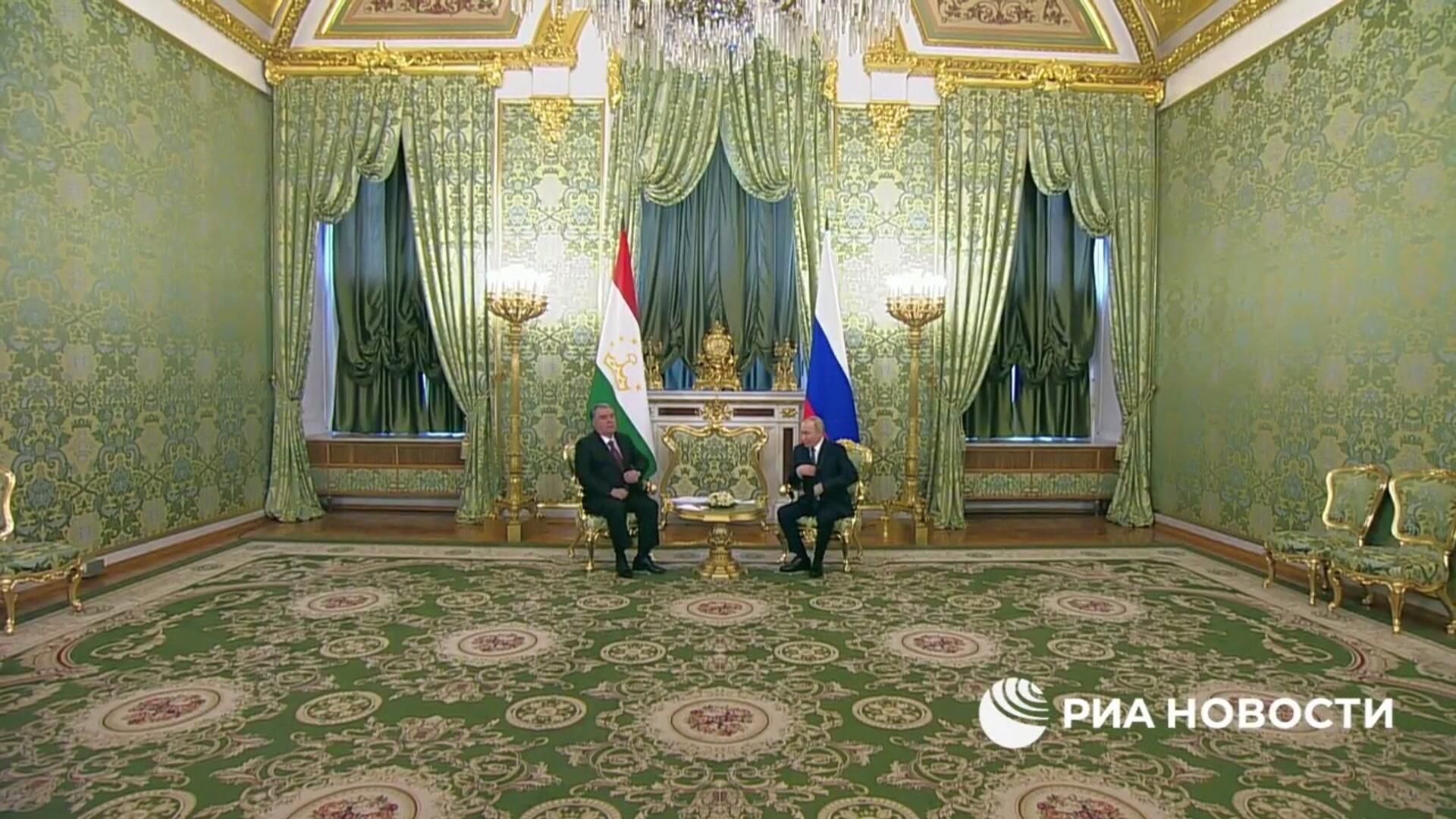 Переговоры Путина и Рахмона в Москве Переговоры Путина и Рахмона в Москве - РИА Новости, 1920, 17.03.2025