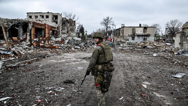 Военнослужащий в городе Суджа