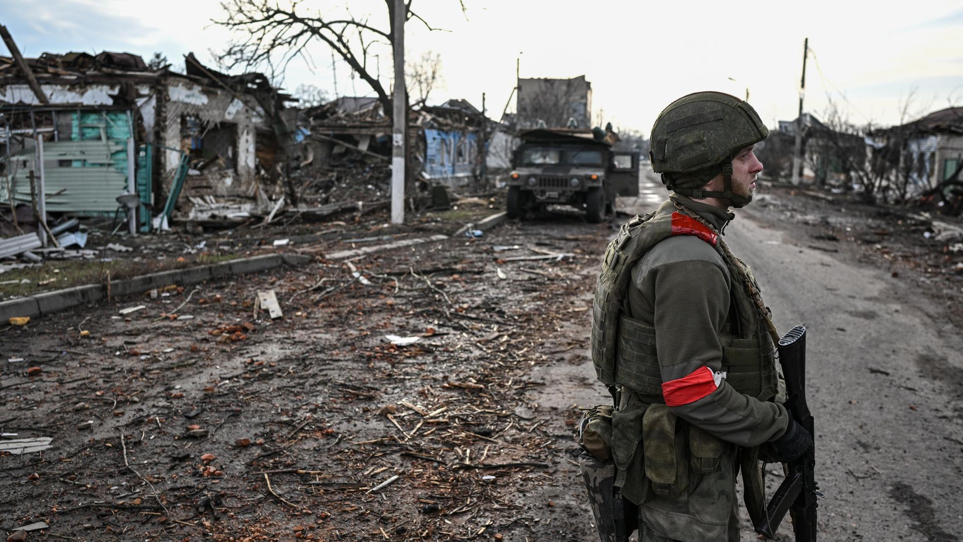 Военнослужащий СпН Ахмат МО РФ в городе Суджа Военнослужащий СпН Ахмат МО РФ в городе Суджа - РИА Новости, 1920, 25.03.2025