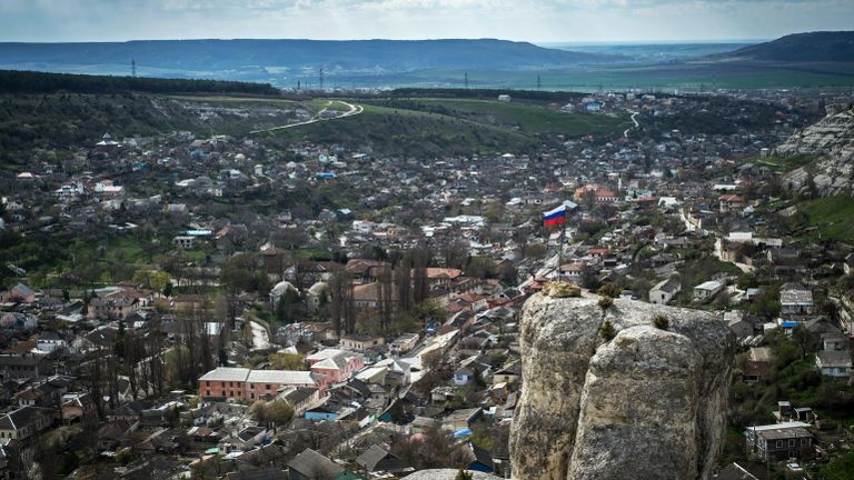 Вид на город Бахчисарай Вид на город Бахчисарай