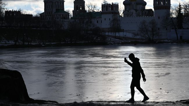Теплая погода в Москве Теплая погода в Москве