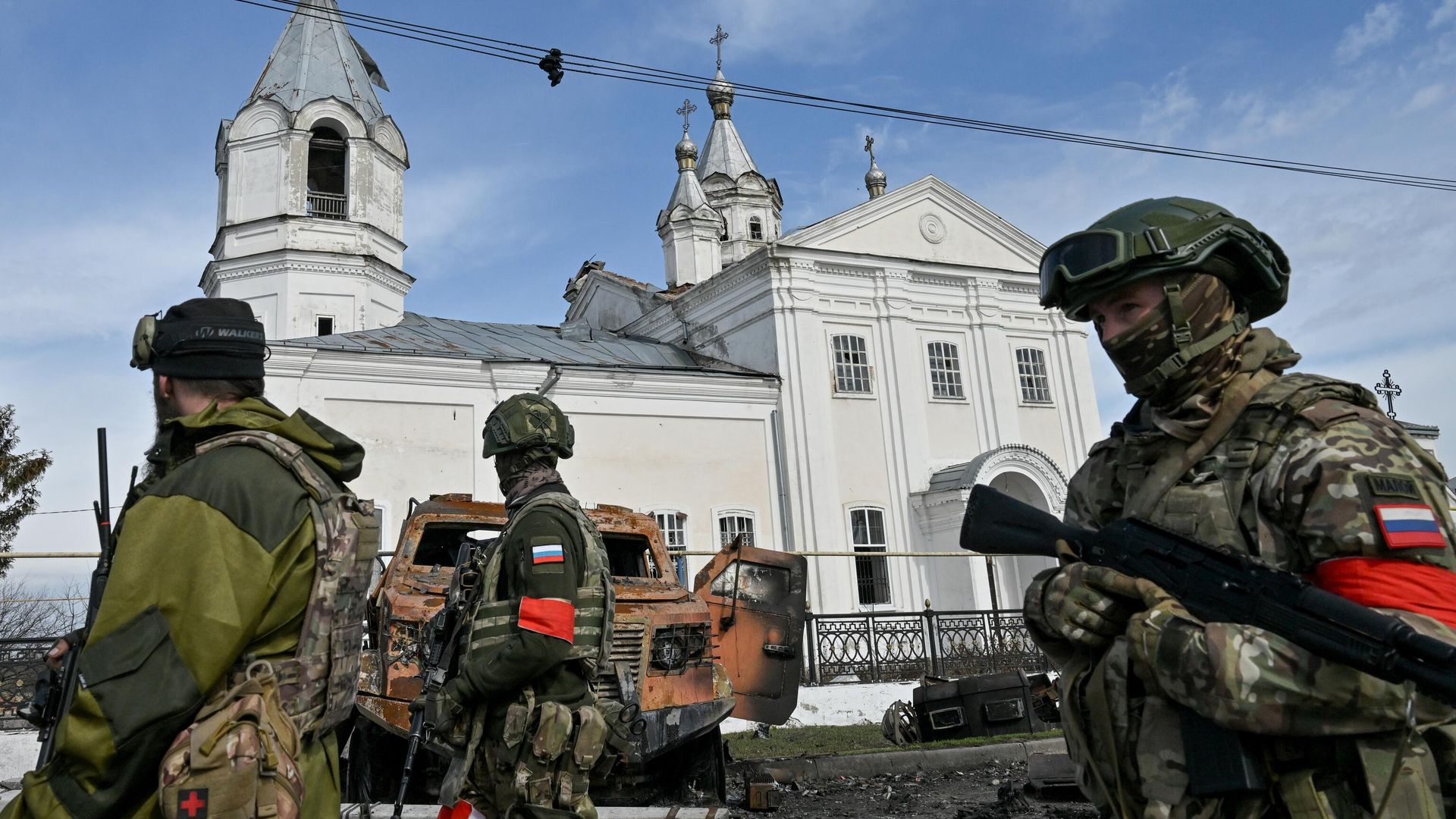 Военнослужащие России возле церкви Илии Пророка в освобожденной от ВСУ Судже - РИА Новости, 1920, 28.05.2026