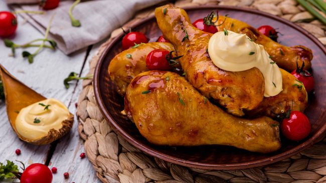 Куриная голень в горчично-медовом соусе