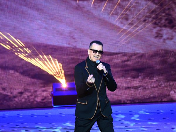 Певец Александр Буйнов выступает на вечере, посвящённом легендарной 40-й армии в Афганистане и участникам специальной военной операции на Украине, в Государственном Кремлевском Дворце в Москве