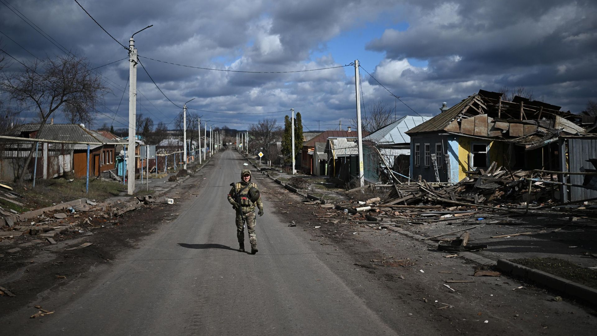 Военнослужащие ВС России в Суджанском районе Курской области Военнослужащие ВС России в Суджанском районе Курской области - РИА Новости, 1920, 26.03.2025