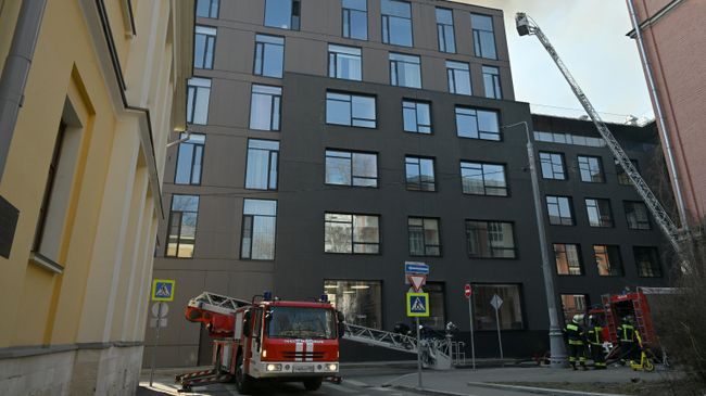 Пожар в комплексе Роза Росса в Москве