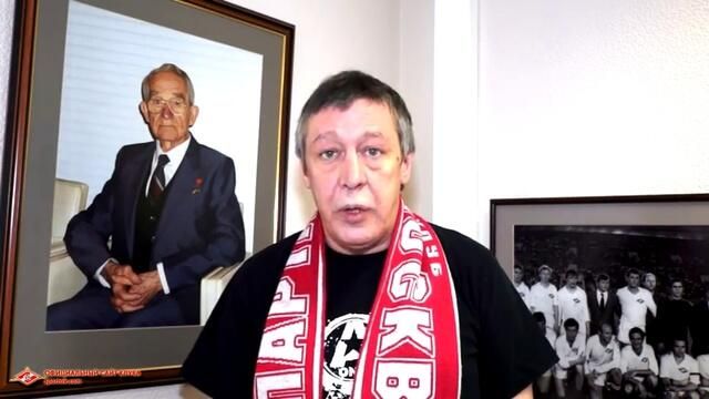 Актер и болельщик Спартака Михаил Ефремов Актер и болельщик Спартака Михаил Ефремов - РИА Новости, 1920, 24.03.2025