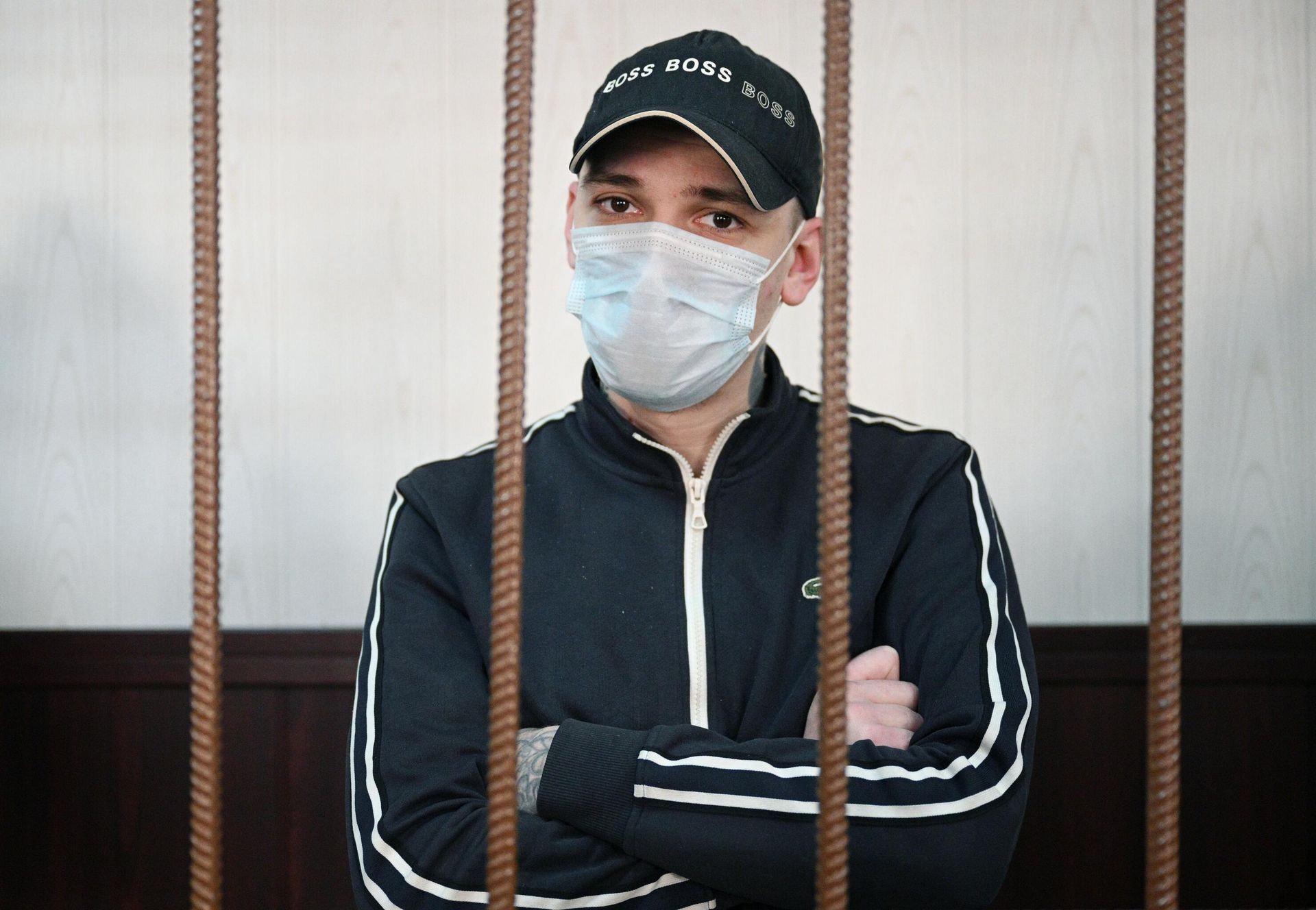 Один из фигурантов уголовного дела о мошенничестве с квартирой певицы Ларисы Долиной на заседании Таганского суда Москвы - РИА Новости, 1920, 16.04.2025