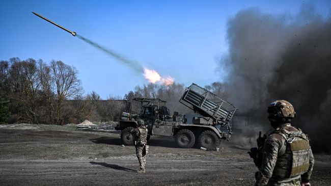 ВС России поразили аккумуляторный парк, снабжавший военные объекты в Киеве
