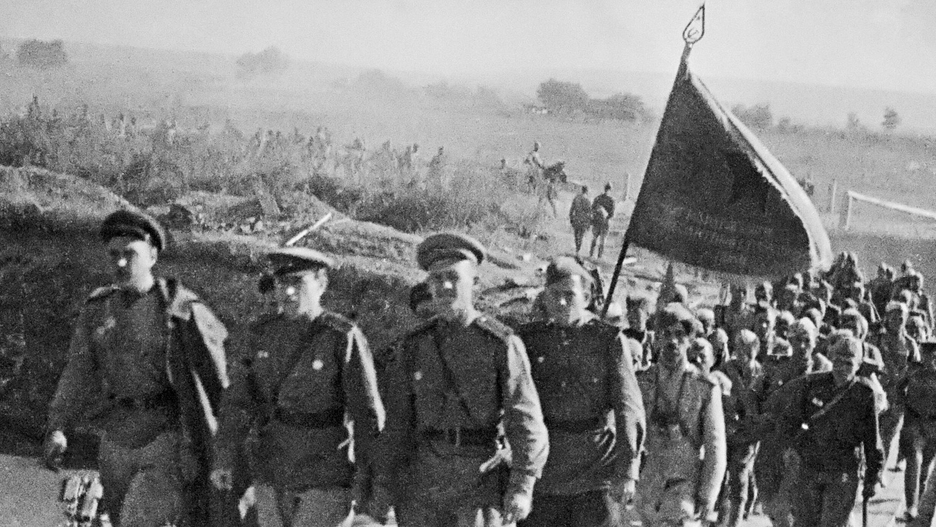 Бойцы 2-го Украинского фронта переходит государственную границу СССР с Румынией на реке Прут Бойцы 2-го Украинского фронта переходит государственную границу СССР с Румынией на реке Прут - РИА Новости, 1920, 26.03.2025
