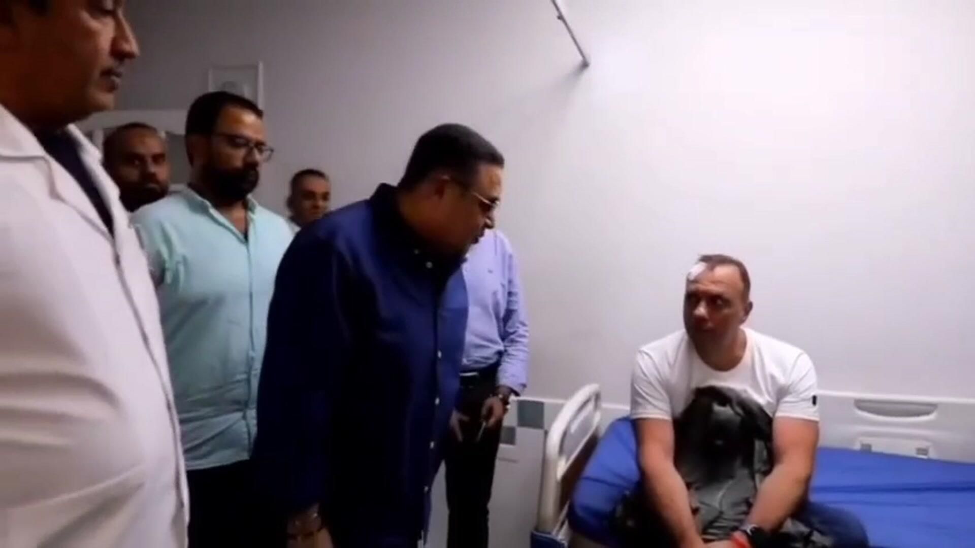 Видео из больницы, где находятся пострадавшие при крушении прогулочного батискафа Видео из больницы, где находятся пострадавшие при крушении прогулочного батискафа - РИА Новости, 1920, 27.03.2025