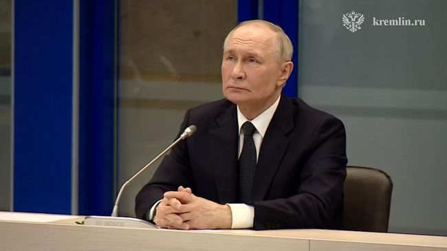 Президент ознакомился с работой Штаба морских операций