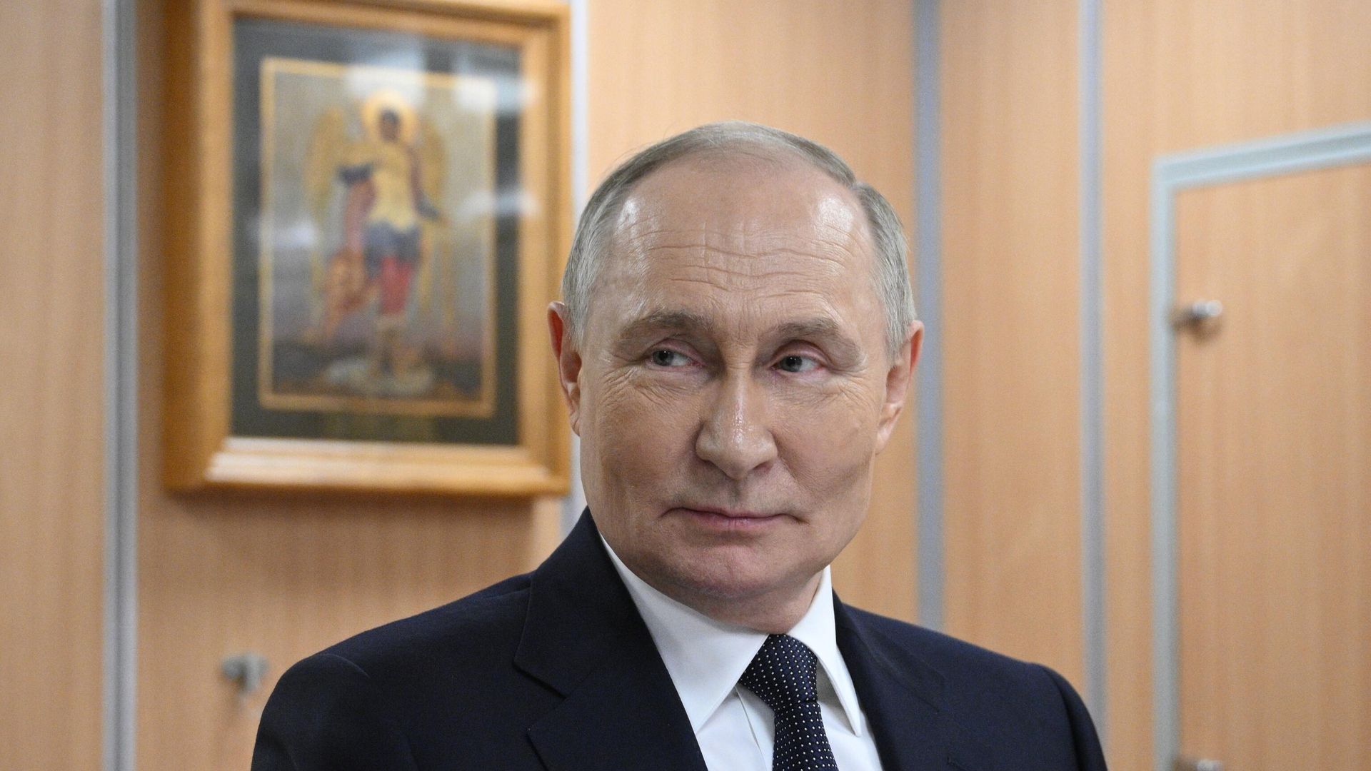 Рабочая поездка президента Владимира Путина в Мурманск Рабочая поездка президента Владимира Путина в Мурманск - РИА Новости, 1920, 28.03.2025