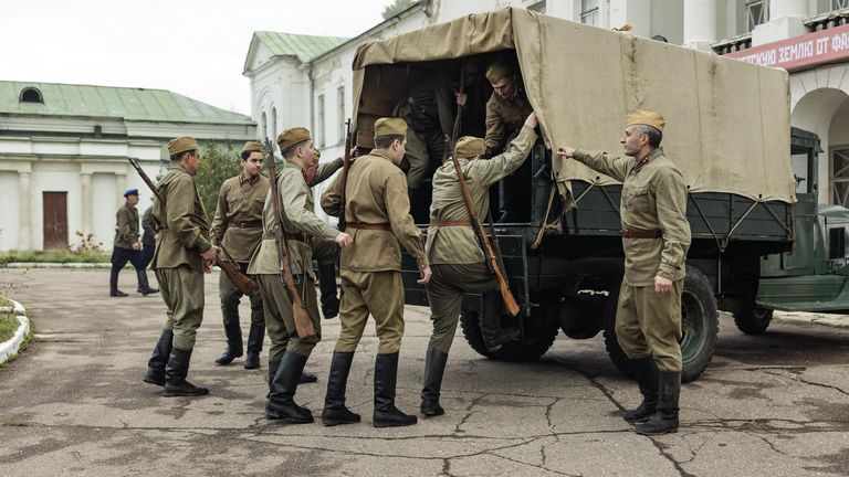 Съемки сериала По законам военного времени