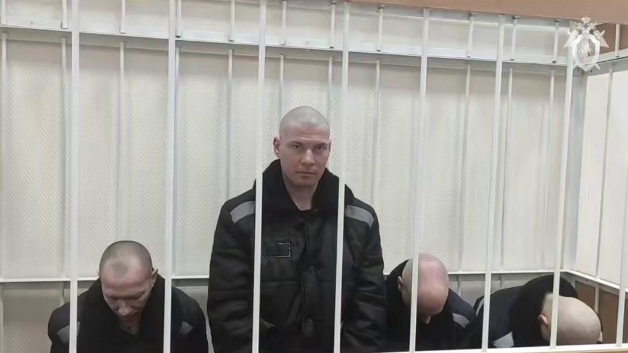 Четверо украинских военнослужащих приговорены к лишению свободы за обстрел мирных жителей в Суджанском районе Курской области - РИА Новости, 1920, 01.04.2025