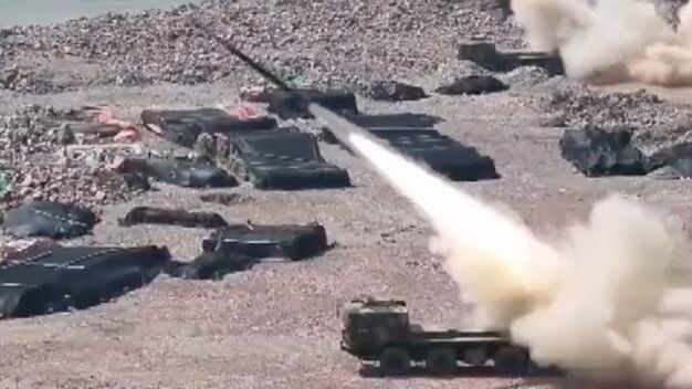 Учения Гром над проливом — 2025А в центральной и южной зонах Тайваньского пролива Учения Гром над проливом — 2025А в центральной и южной зонах Тайваньского пролива - РИА Новости, 1920, 02.04.2025