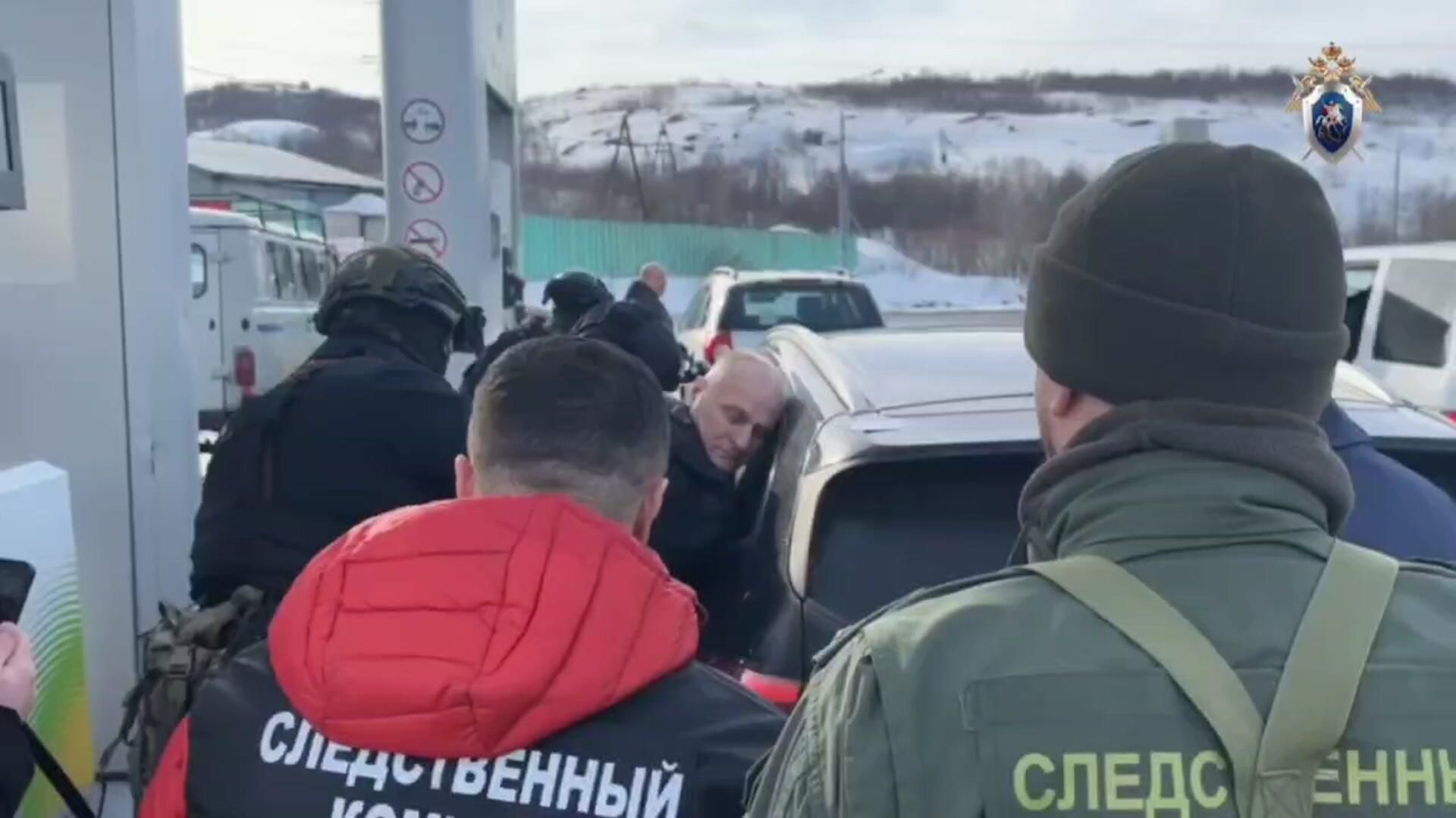 Задержание главы Видяево в Мурманской области за получение взятки в особо крупном размере Задержание главы Видяево в Мурманской области за получение взятки в особо крупном размере - РИА Новости, 1920, 03.04.2025