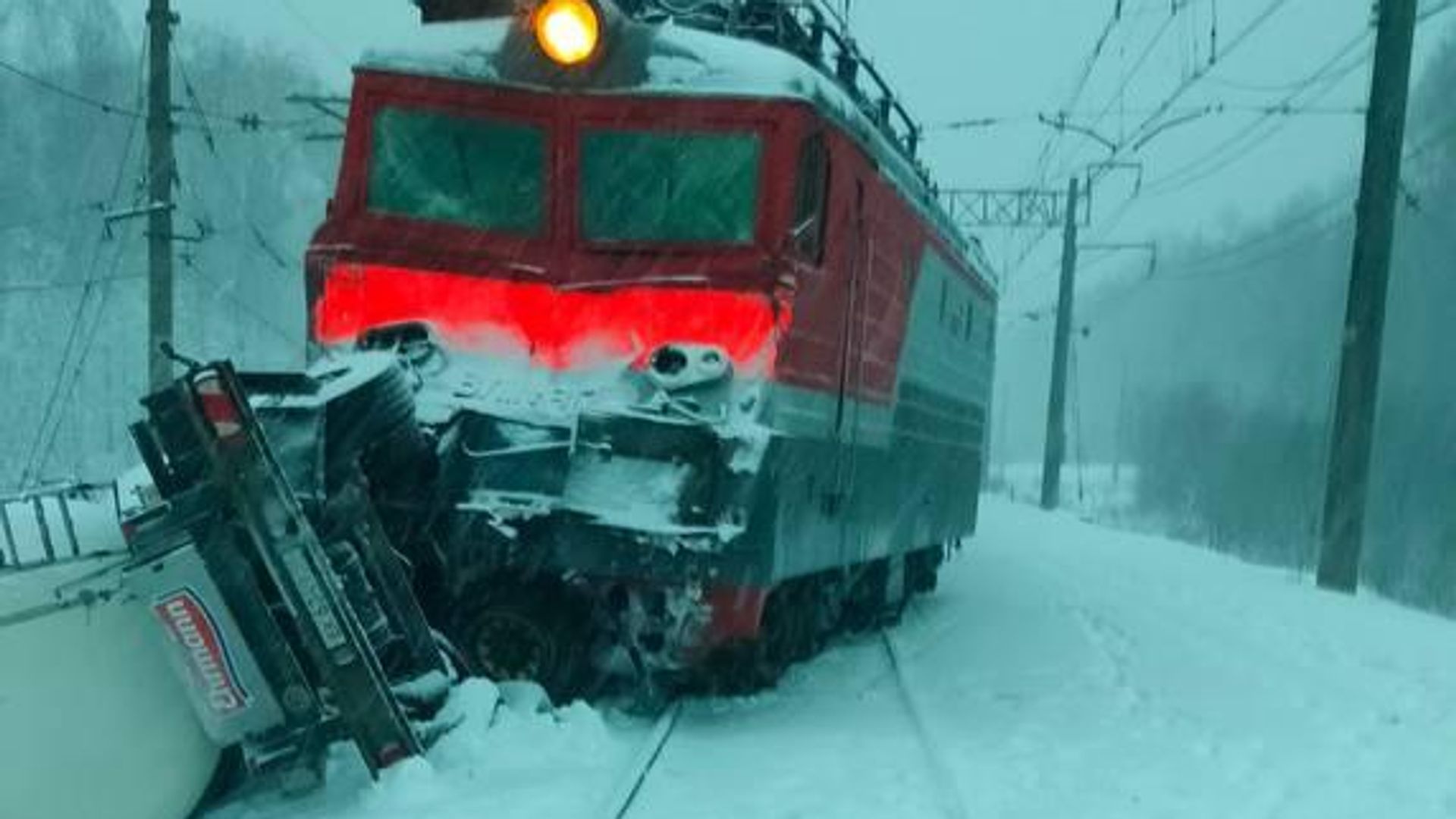 Место схода локомотива грузового поезда на перегоне Усады Окружные - Детково Большого кольца МЖД. 6 апреля 2025 - РИА Новости, 1920, 06.04.2025