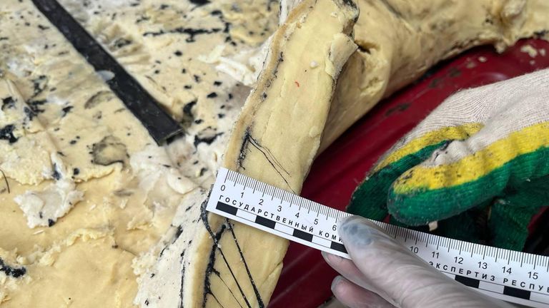 Белорусские таможенники пресекли незаконный ввоз из Польши крупнейшей в истории Белоруссии партии взрывчатки Белорусские таможенники пресекли незаконный ввоз из Польши крупнейшей в истории Белоруссии партии взрывчатки