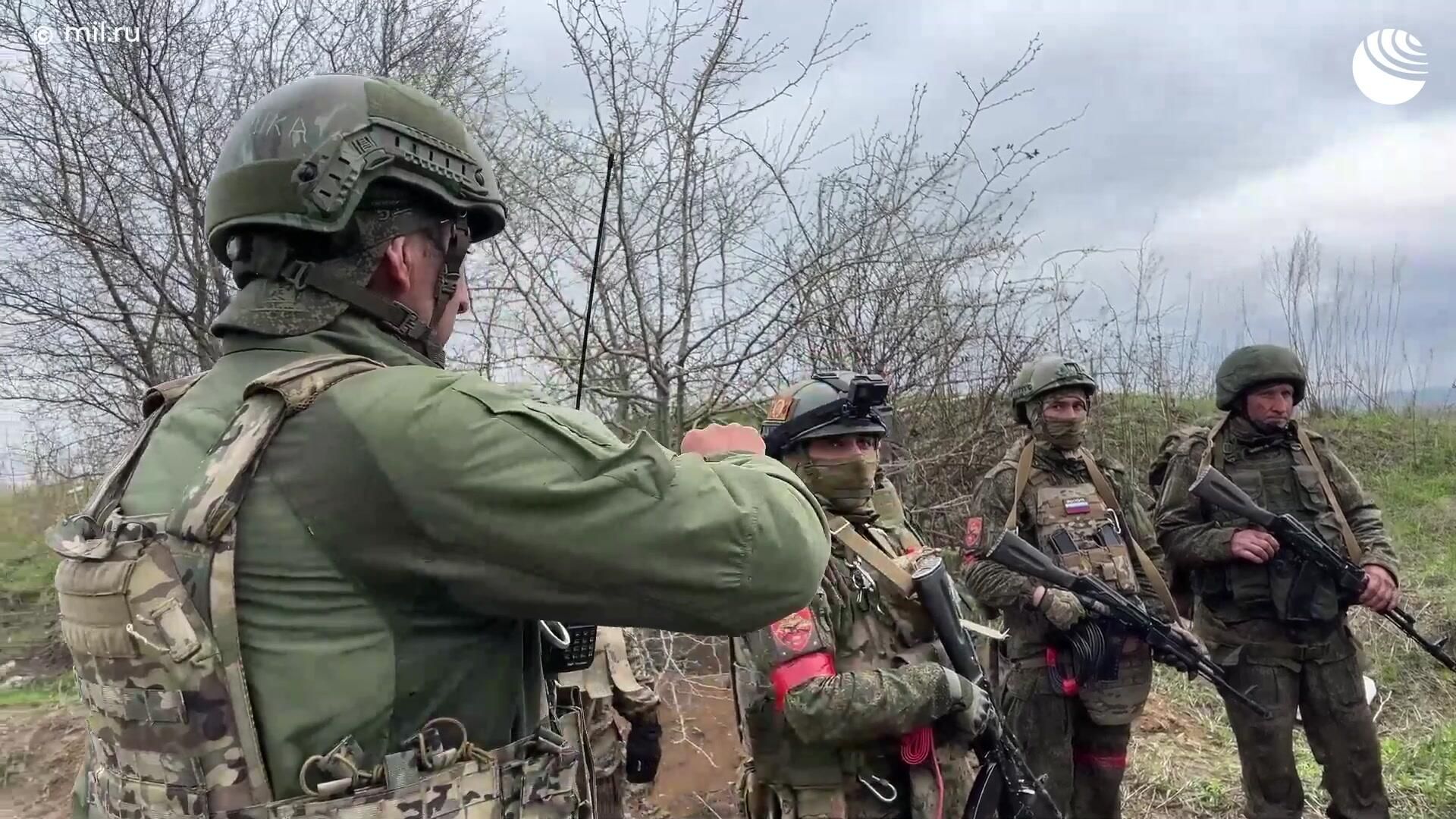 Уничтожение бронетехники ВСУ в боях за освобождение Успеновки в ДНР Уничтожение бронетехники ВСУ в боях за освобождение Успеновки в ДНР - РИА Новости, 1920, 07.04.2025