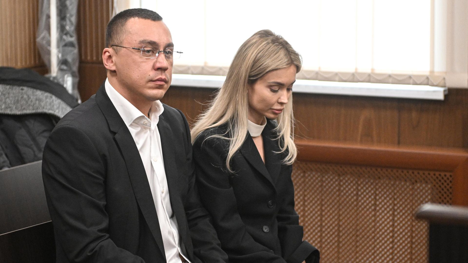 Блогер Дмитрий Портнягин с супругой Екатериной на заседании Мещанского районного суда Москвы Блогер Дмитрий Портнягин с супругой Екатериной на заседании Мещанского районного суда Москвы - РИА Новости, 1920, 11.09.2025