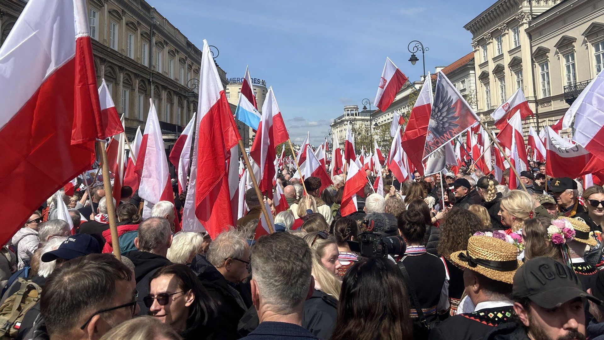 Участники марша партии Право и справедливость (PiS) в Варшаве, Польша. 12 апреля 2025 года Участники марша партии Право и справедливость (PiS) в Варшаве, Польша. 12 апреля 2025 года - РИА Новости, 1920, 12.04.2025